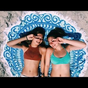 Meet your Posher, Bella